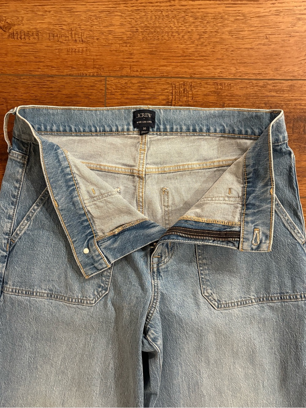 J.Crew Wide Leg Crop Jeans Light Wash Patch Pocket Denim Size 30 - Picture 8 of 9